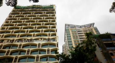 Đại gia vận tải bán xe, cầm cố resort bù lỗ bất động sản